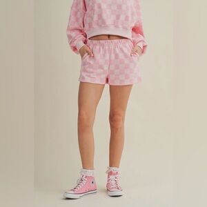 🆕🤍💗PINK CHECKERED SHORTS ( pre order ships mid Feb )